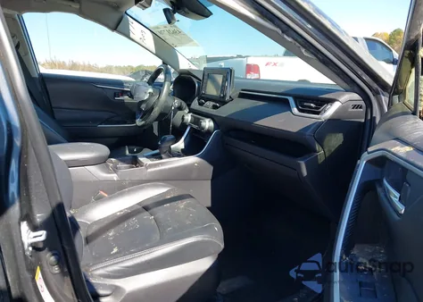 2019 Toyota Rav4 Xle Premium из США, поврежденный, VIN JTMC1RFV8KD004178